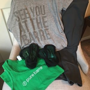 GREEN BARRE BUNDLE Pure Barre/GAP Lot & socks M